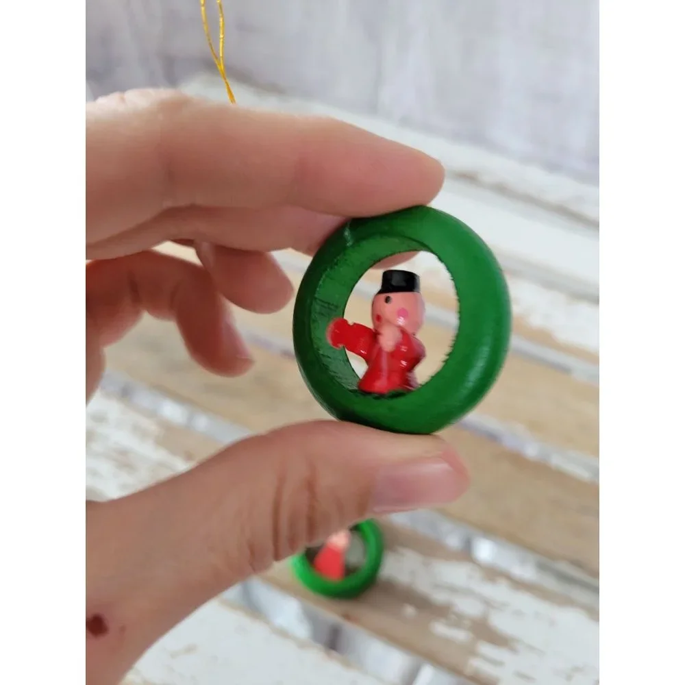 Wooden green soldier mini vintage‎ ornament